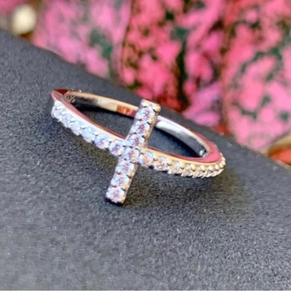 Sterling silver Shimmer Criss ring